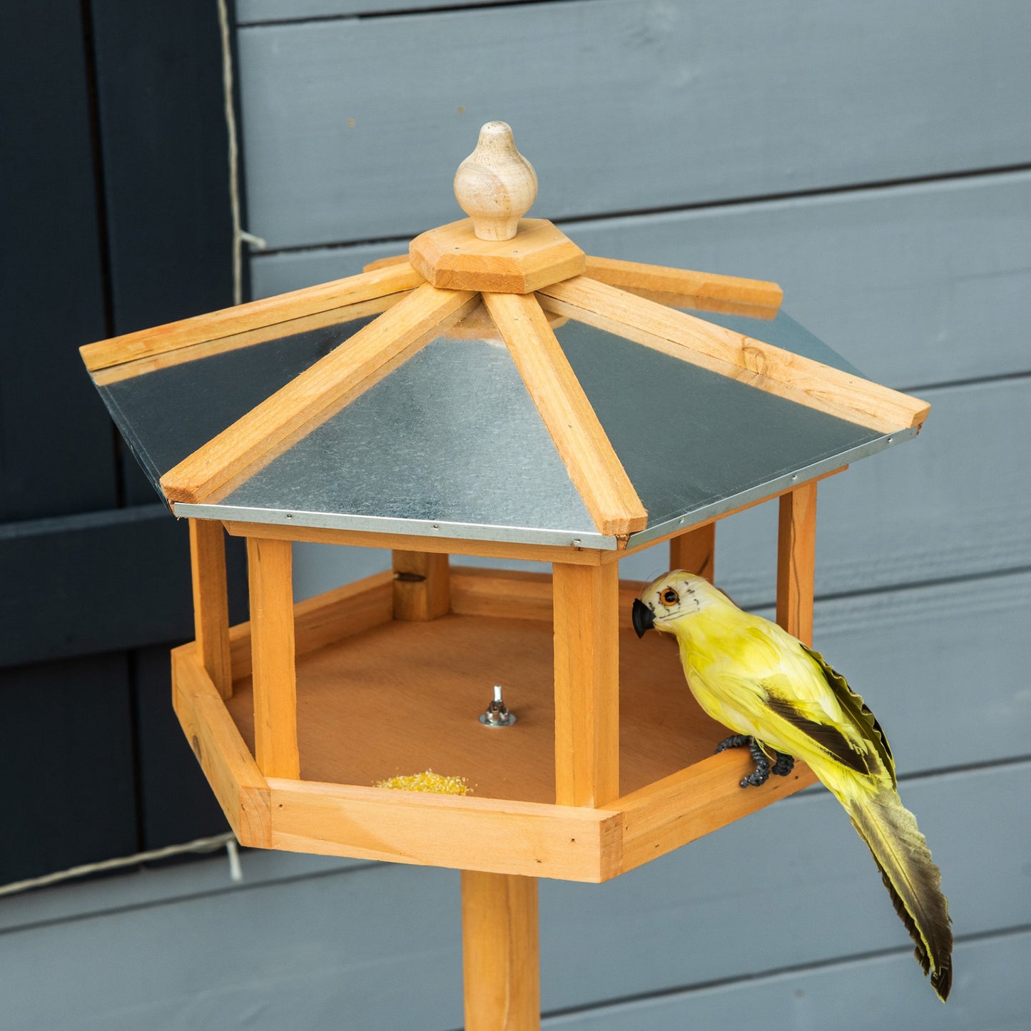 PawHut Wooden Bird Table Free Standing Feeder Garden Sheltered Feeding Station Parrot Stand Birdhouse Φ40x113cm - Baig Merchant