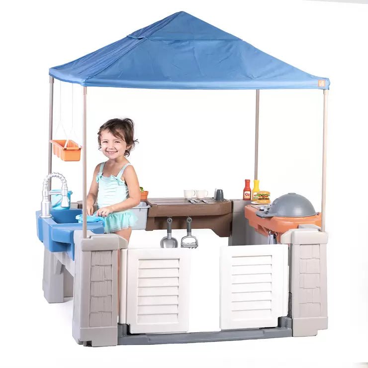 Step2 Grill and Splash Play Centre with Canopy - Baig Merchant